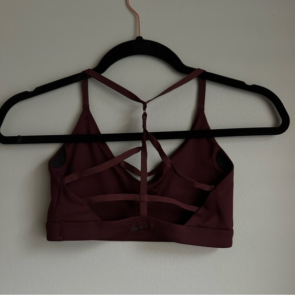 Nike sports bra - Picture 4 of 4